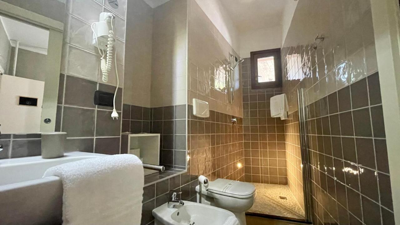 B&B Aurora Bergamo Bagian luar foto