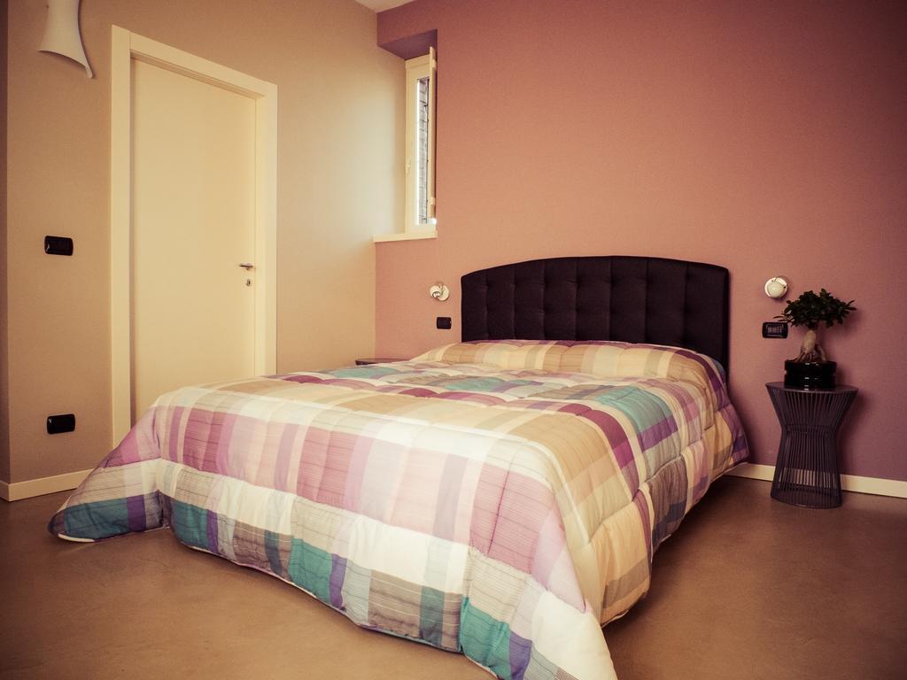 B&B Aurora Bergamo Ruang foto